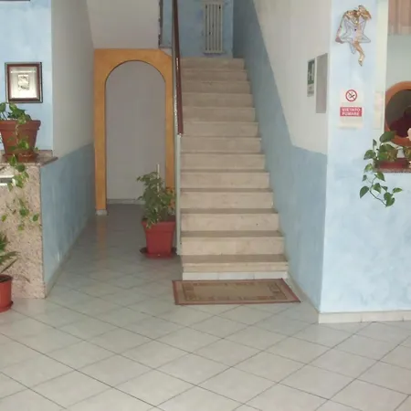 Hotel Lombardia 2*