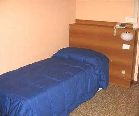 Hotel Lombardia 2*
